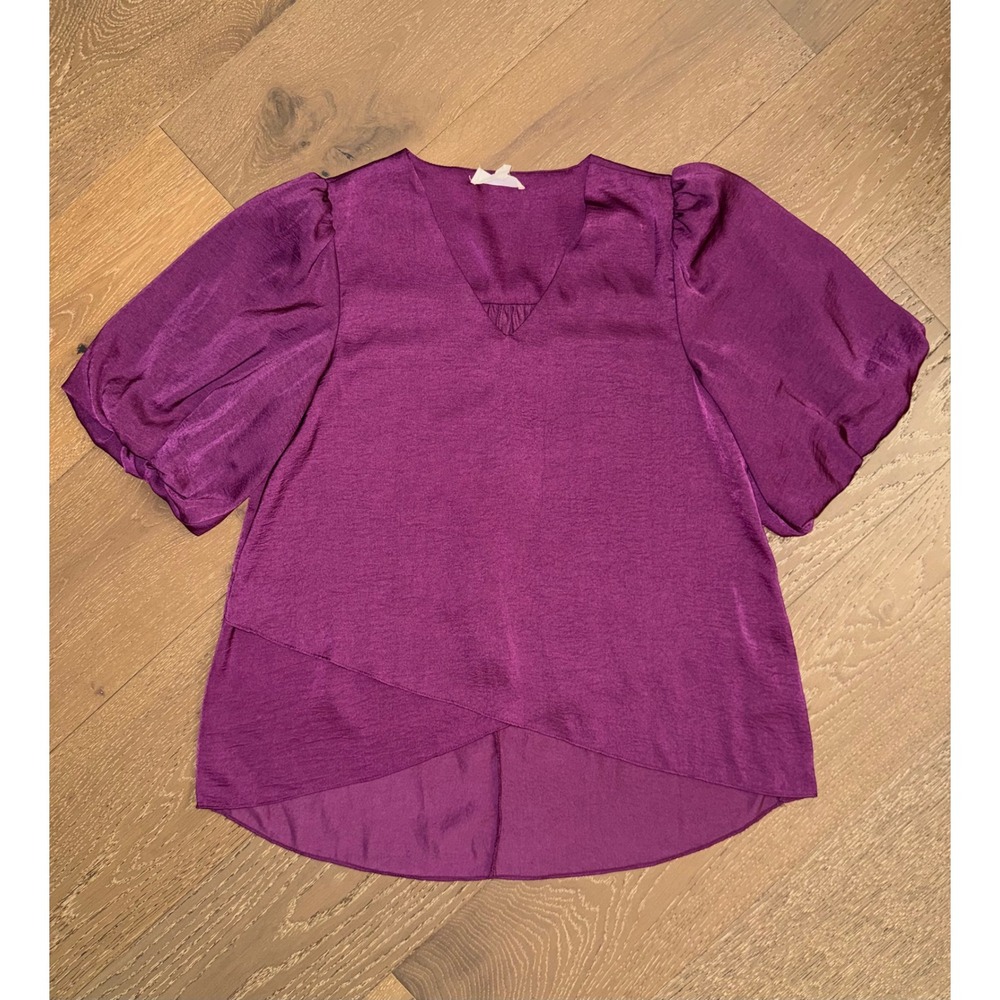 Entro Purple Satin Puff Sleeve V-Neck Blouse Tulip Hem Top Womens Small
